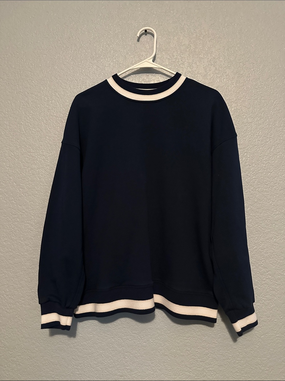 Perfectly Oversized Ringer Crew - Picture 6 of 10